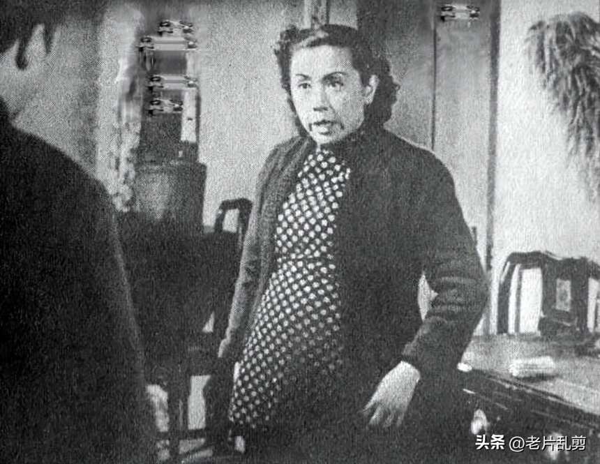 上官云珠，40年代就火遍影坛，曾经历三次婚姻，却在48岁跳楼身亡