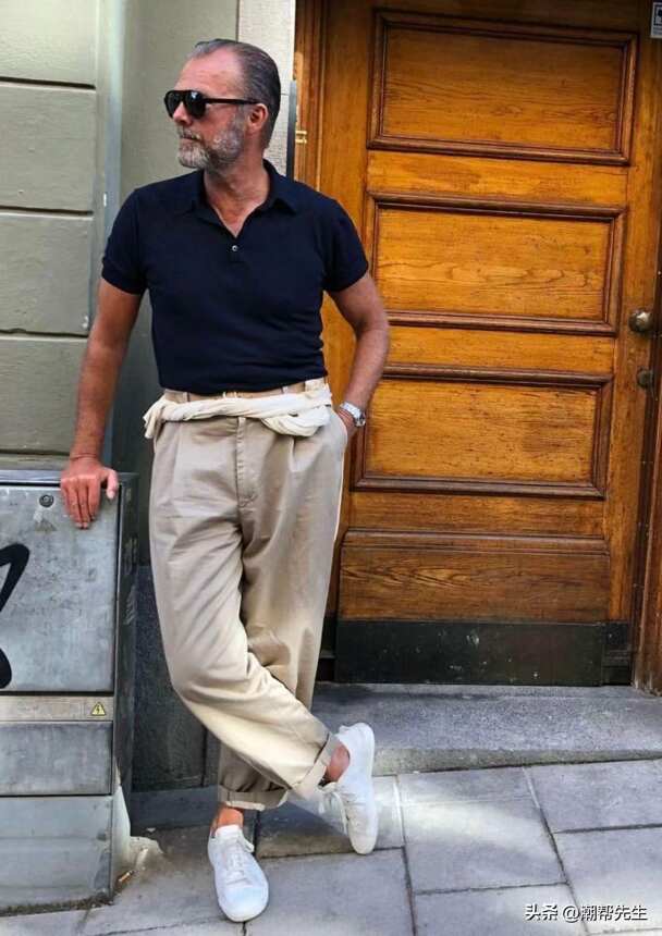 男人到了五六十岁，尽量别穿POLO衫、西裤，换成这些更优雅有格调