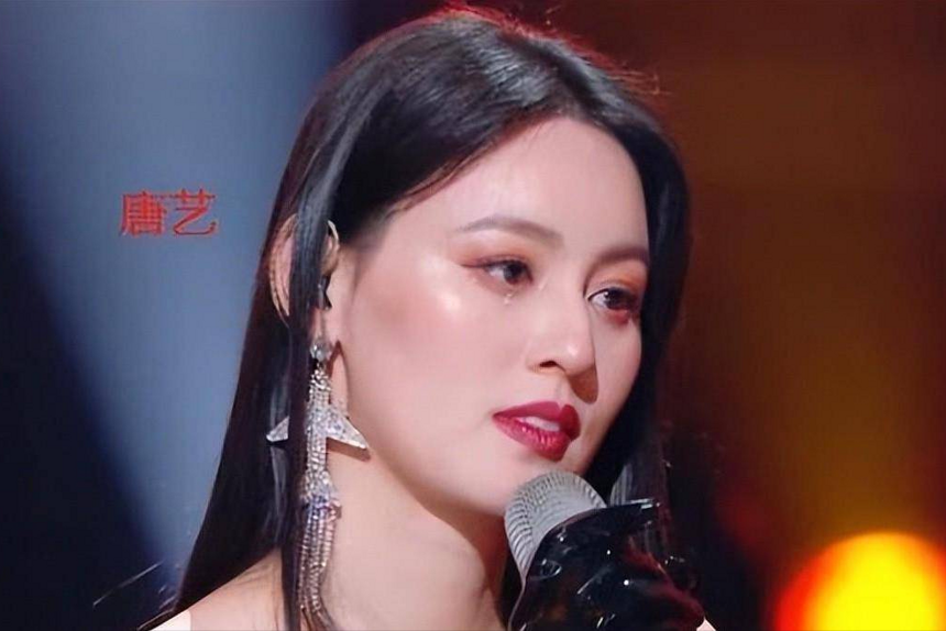 中国网红歌手唐艺：靠着抖音一步步成长，前婆婆称她是“好儿媳”