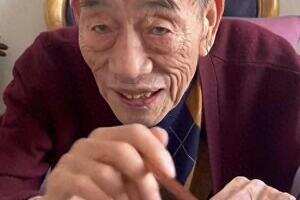 喝酒、吃肉、抽华子，91岁的杨少华，在“作死”的路上越来越远！
